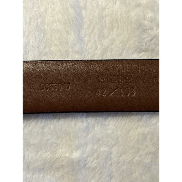 Round Tree York 42 Mens Smooth Leather Dress Belt Brown Silver Buckle B055047 - Picture 9 of 16